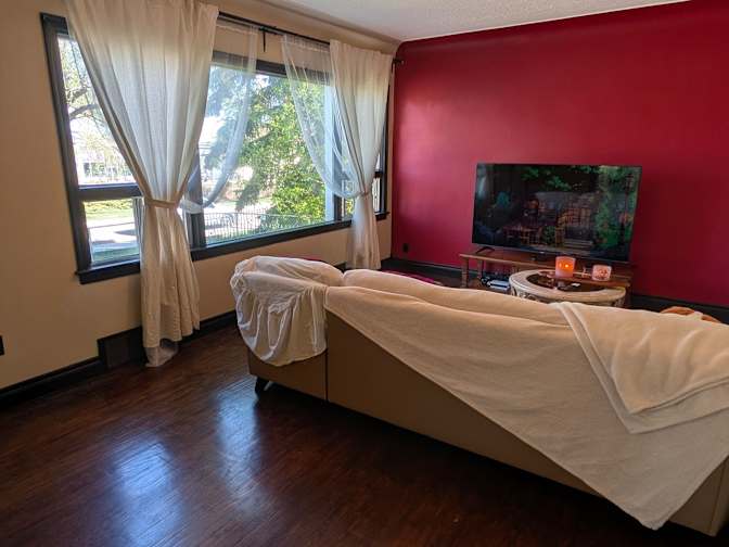 Saga's room
