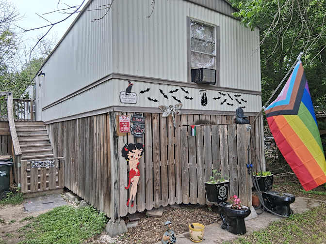 Randy's room