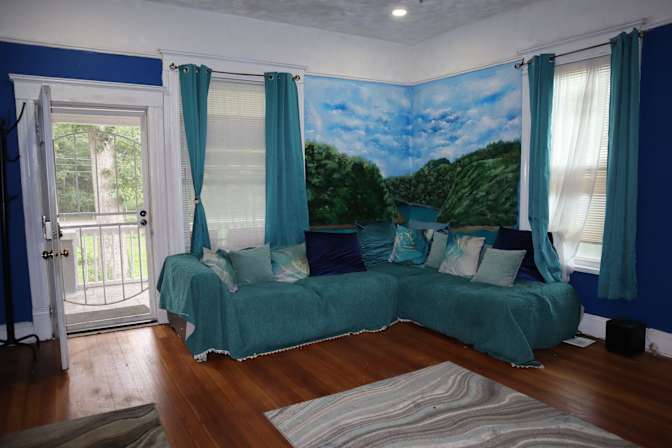 PadSplit's room