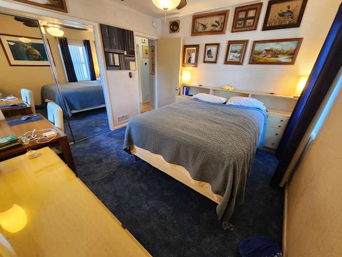 wdrinshed's room