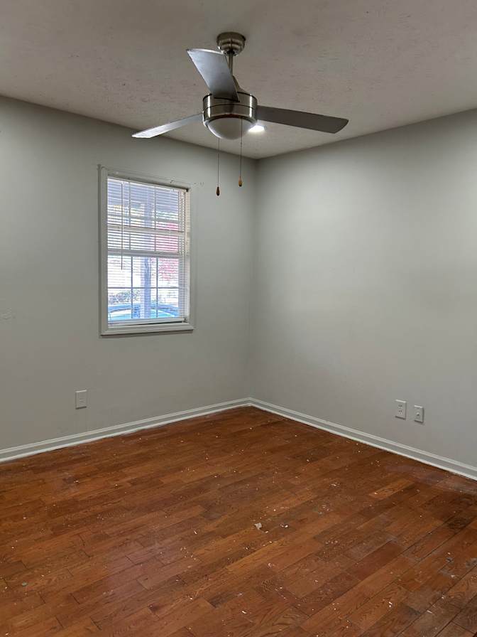 luis's room