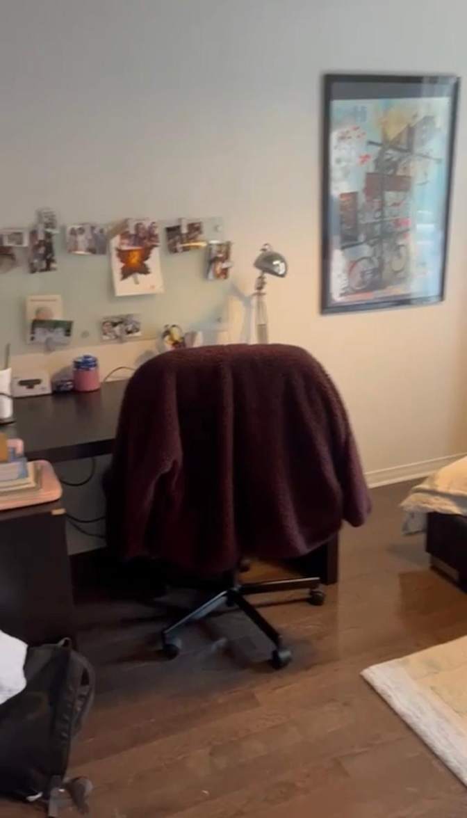 Valeria Aguirre's room