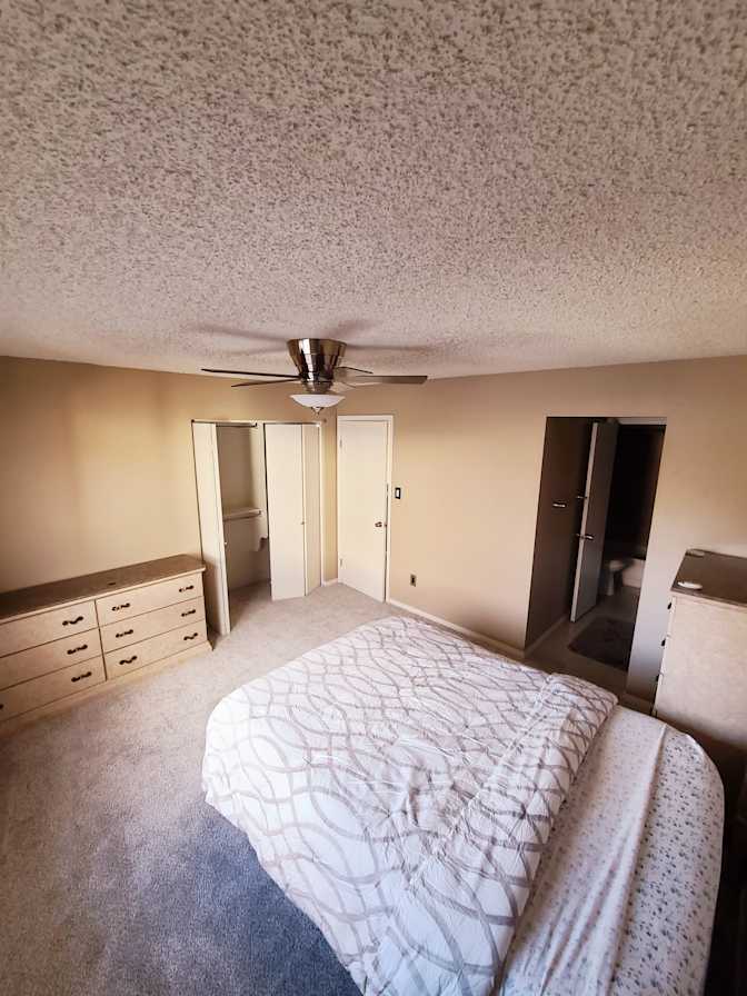 Max's room