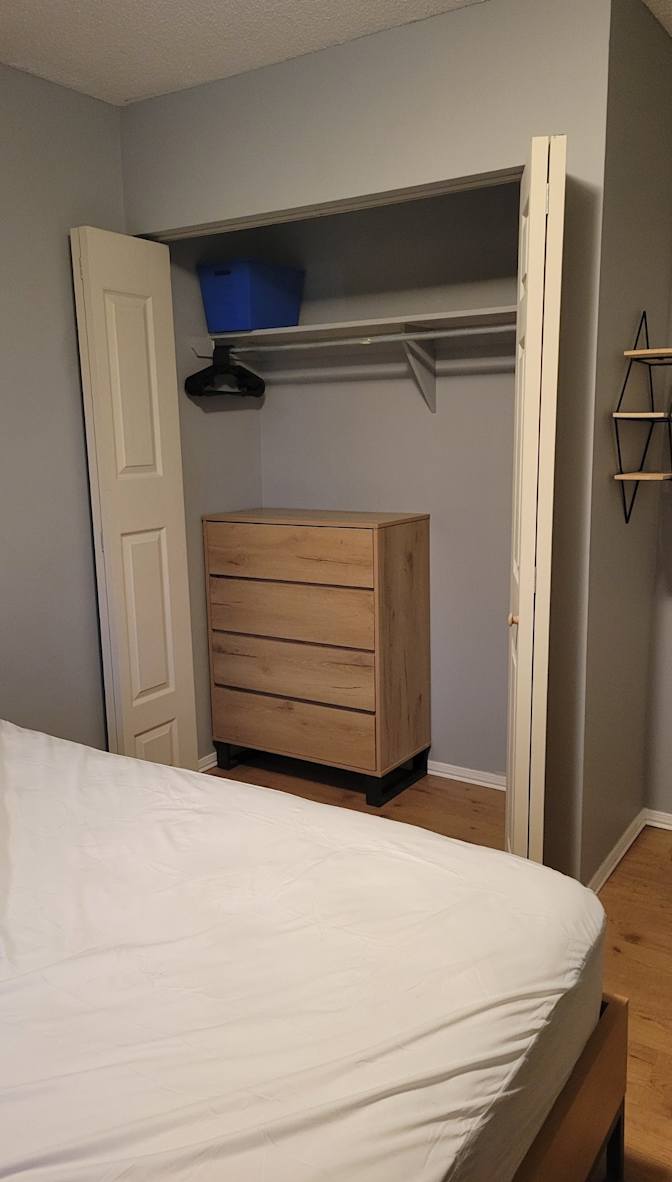 Telena's room