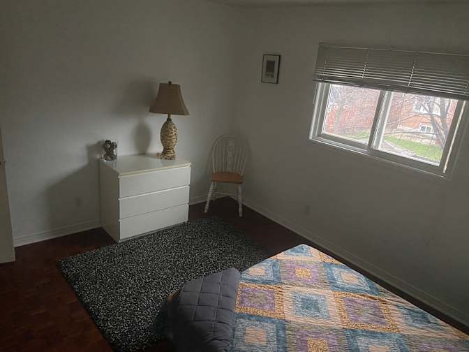 Randy's room