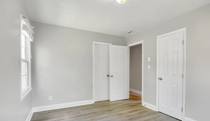 Alcove Rooms's room