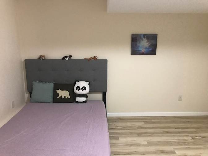 Gloria Lee's room