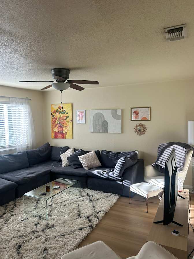 Sara's room