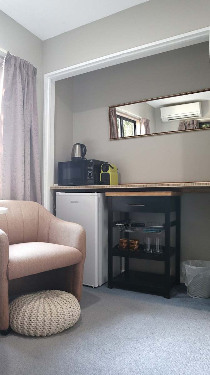 R&S's room