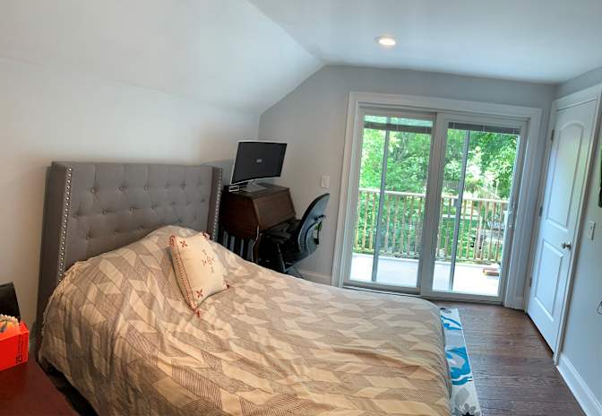 Tom's room