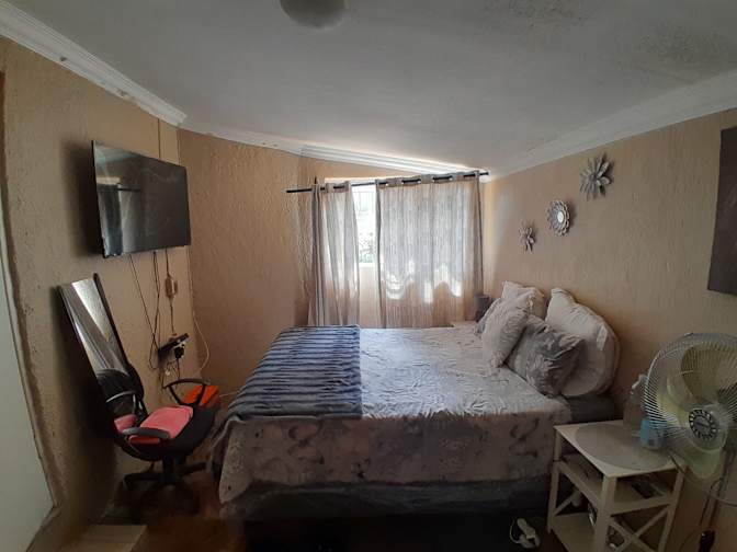 Erick's room
