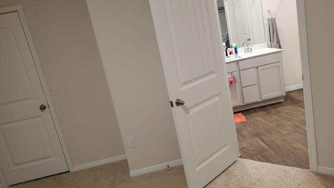 Akshay's room