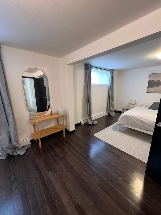 Tara's room