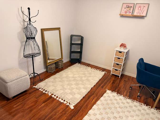 Sophya's room
