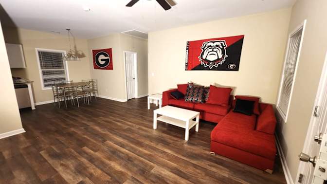 Sundra's room