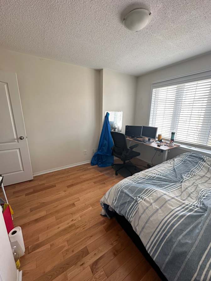 Jaz's room