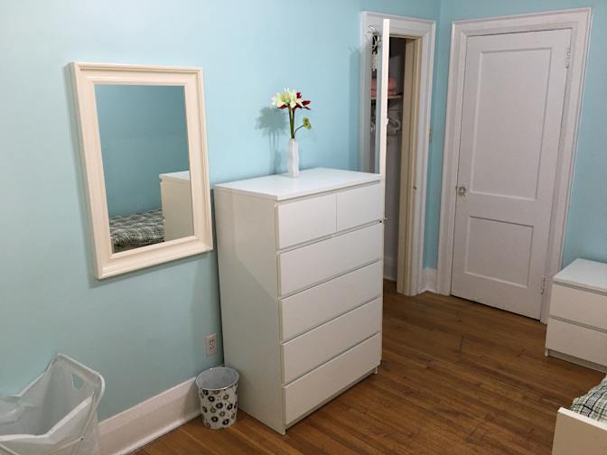eddie's room