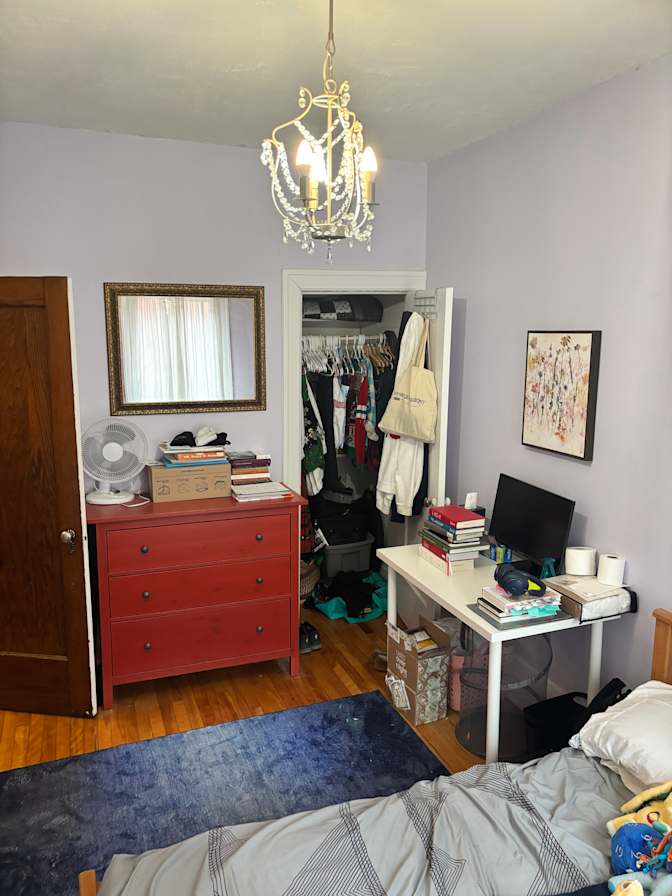 Andrea's room