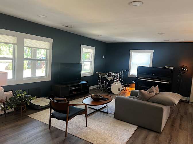 Kelly's room