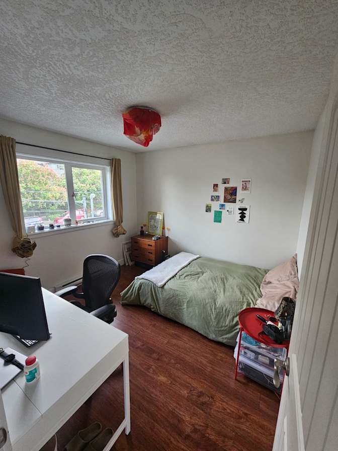 Aude's room