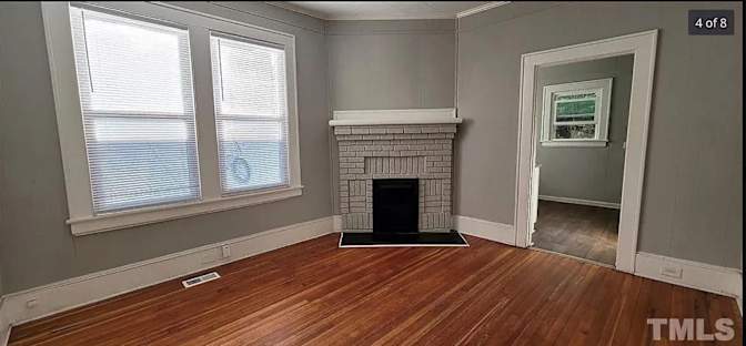 Alcove Rooms's room