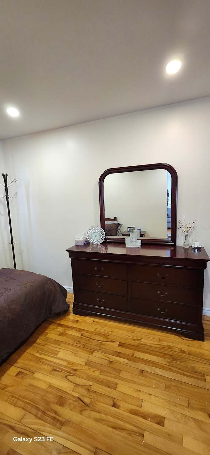 Karla Cardenas's room