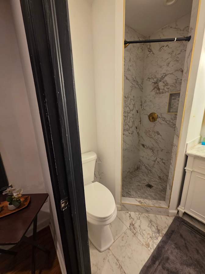 CL&C Property Management and Consulting's room