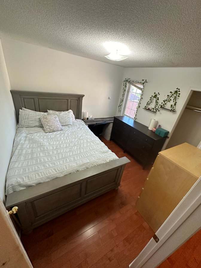 Vika's room