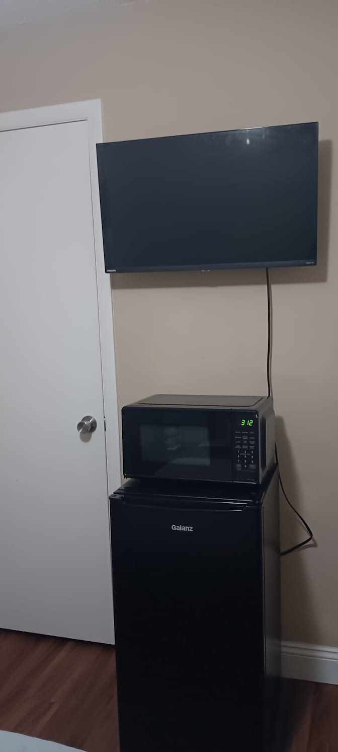 Erik's room