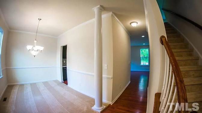 Alcove Rooms's room