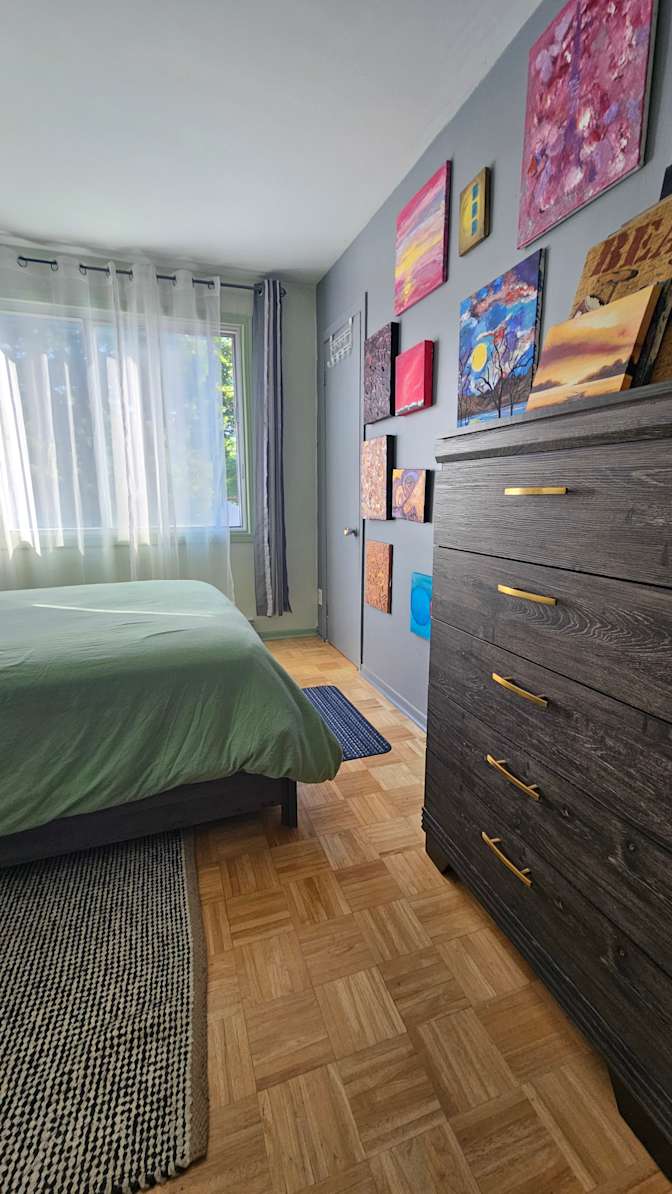 stacy-ann's room