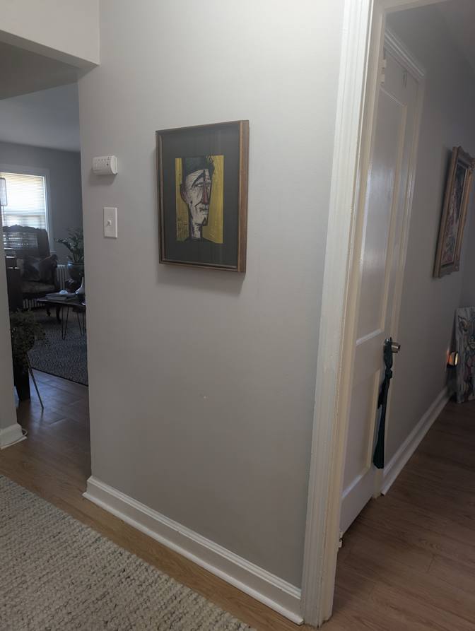 NICOLE's room