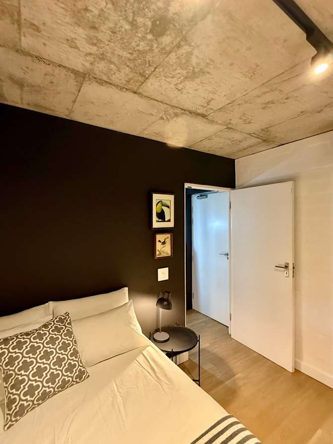 Simon's room