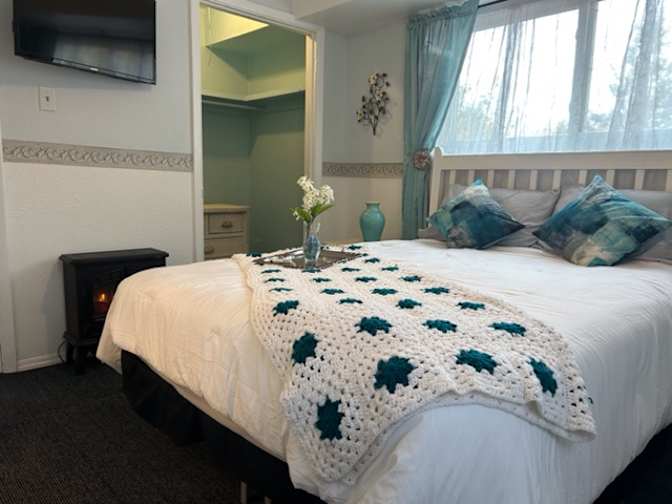 Stephanie's room