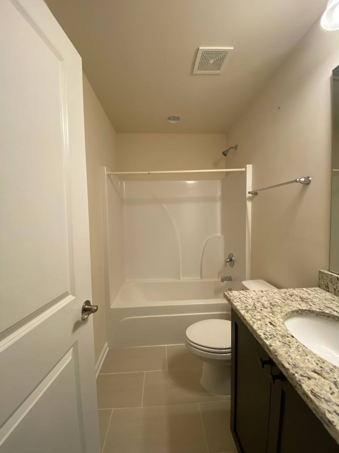 Alcove Rooms's room