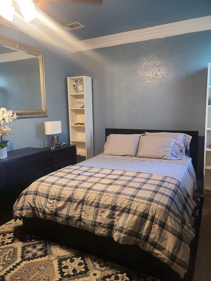 Gwen's room