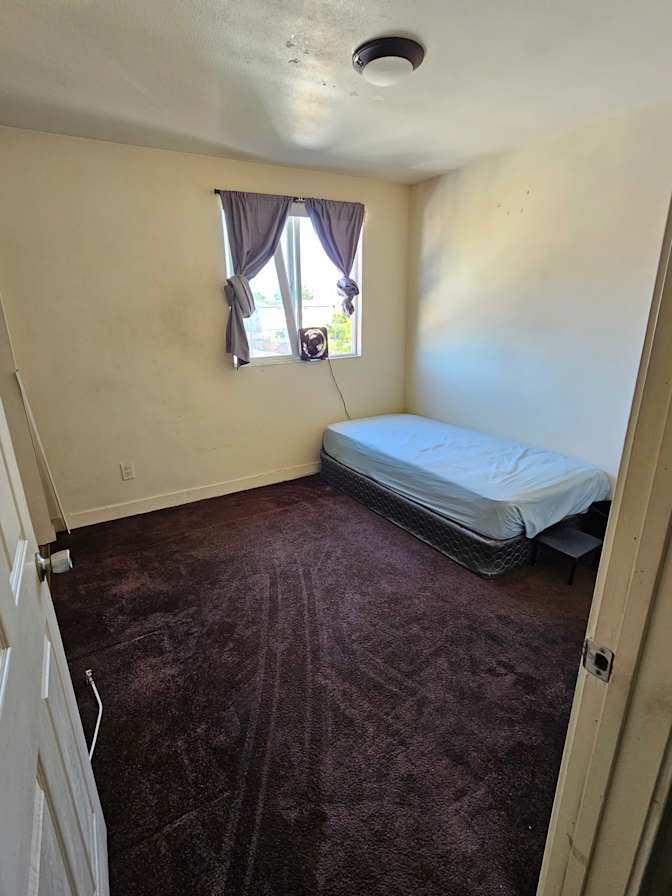 Diamond's room