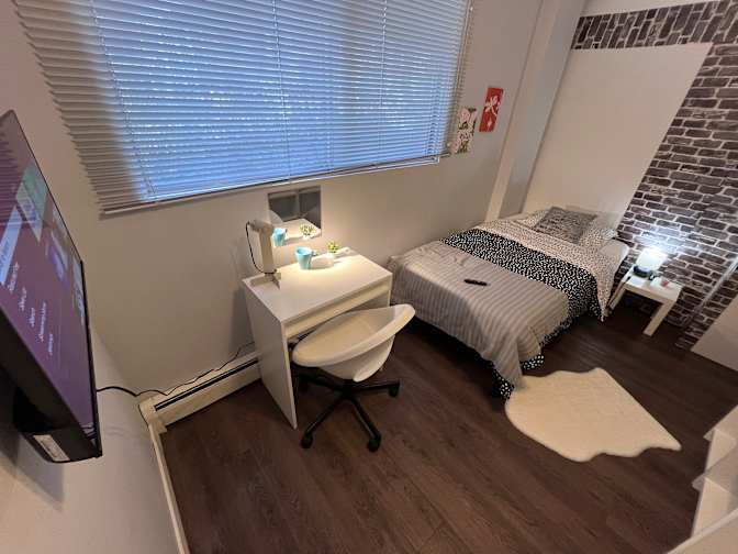 Genesis H.'s room