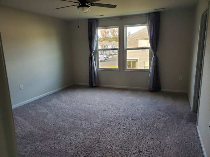 Alcove Rooms's room