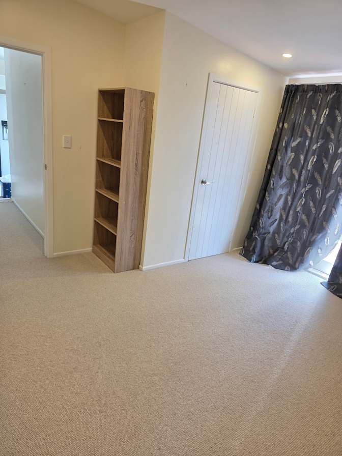 Crescent's room