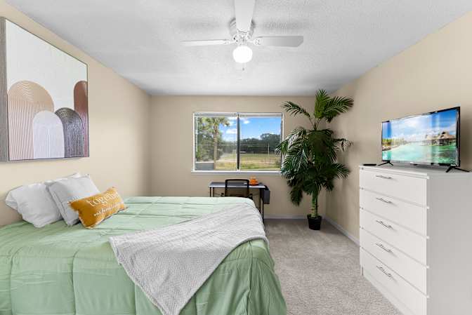 Chris Gandia's room