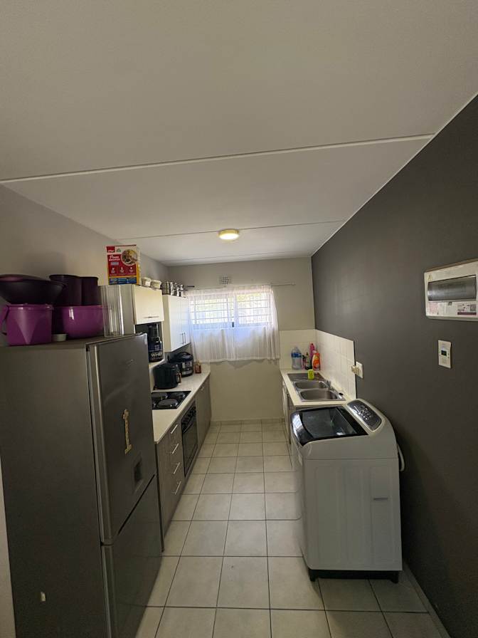 Marseille Bongani Dubo's room