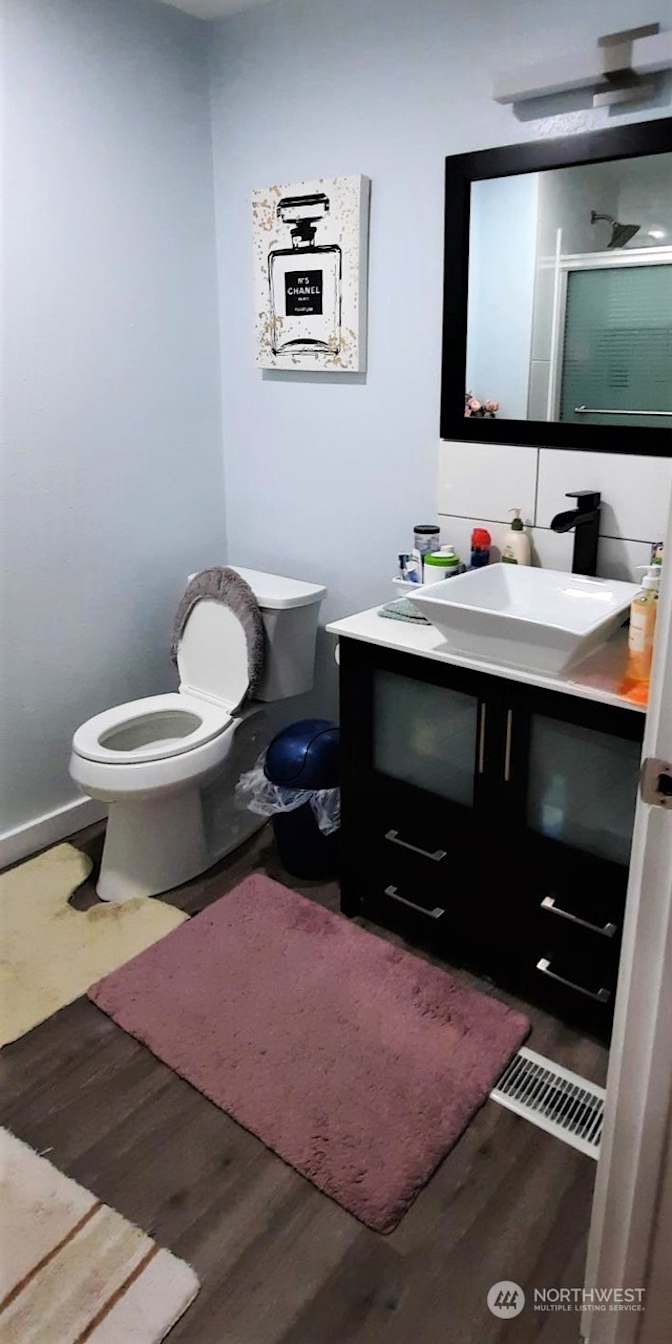 Abhi's room
