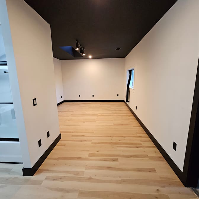 PIE Rentals's room