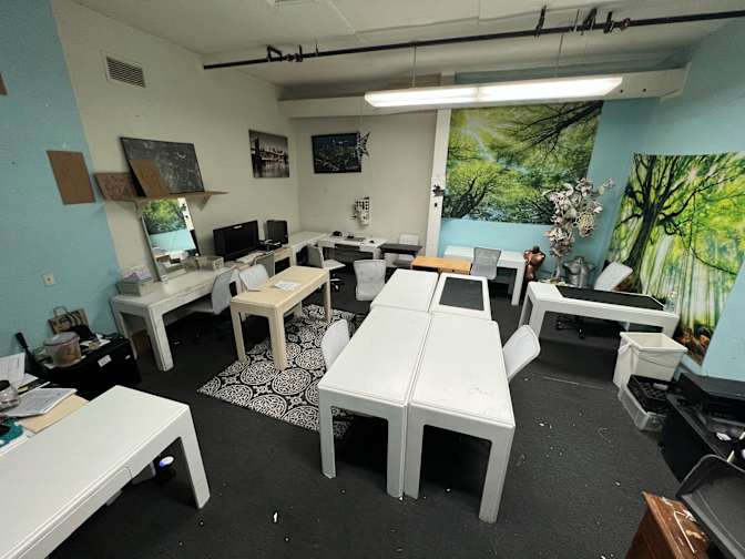 Kelvin's room