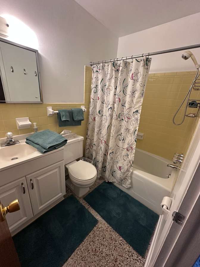 Mia's room