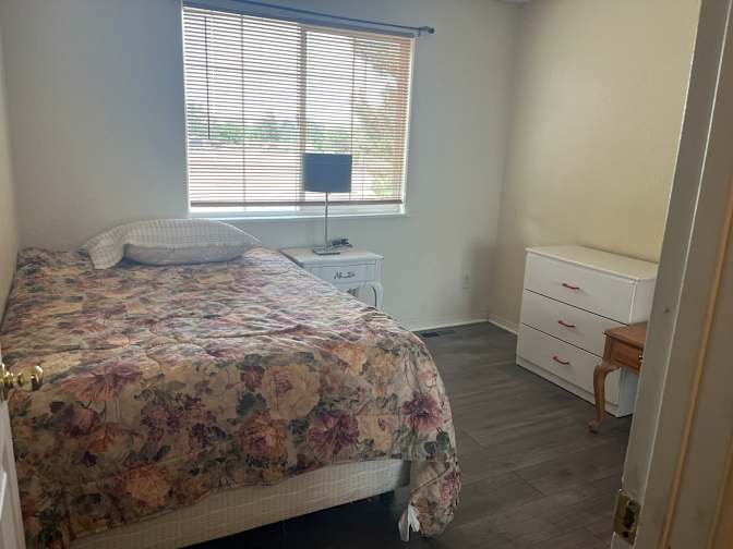Vale's room