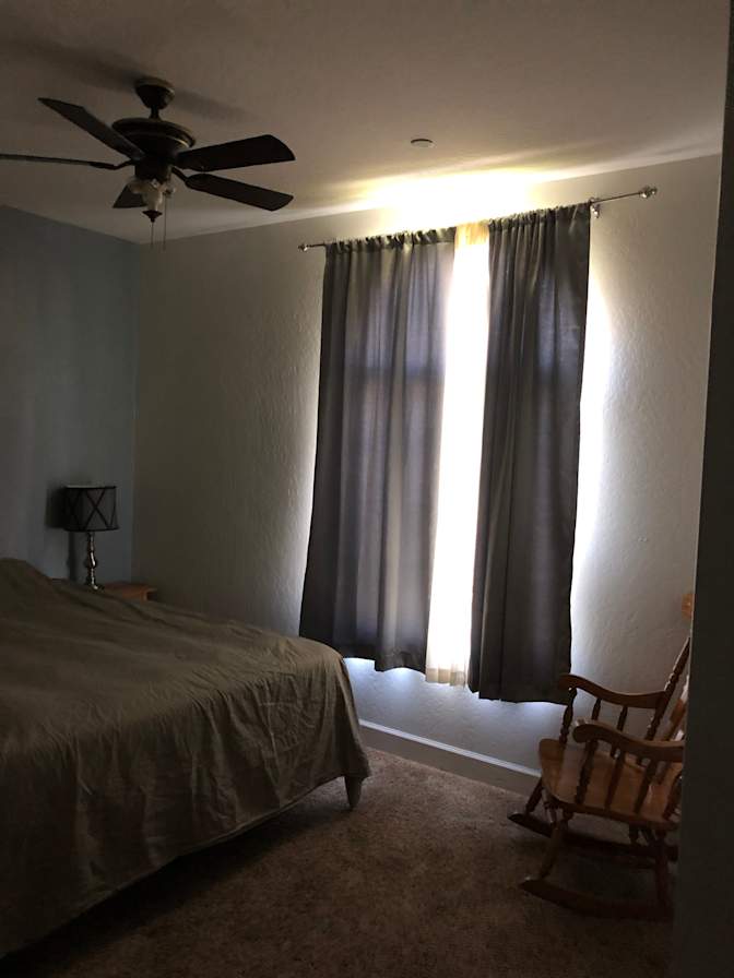 Luis's room