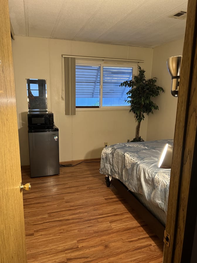 ALEJANDRA HERRERA's room
