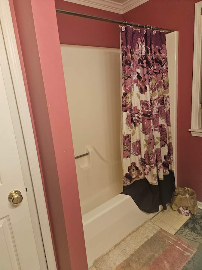 Debra L Kudrycki's room